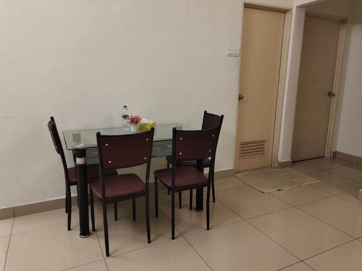 JV Homestay Dviana Wakaf Che Yeh Kota Bahru Luaran gambar