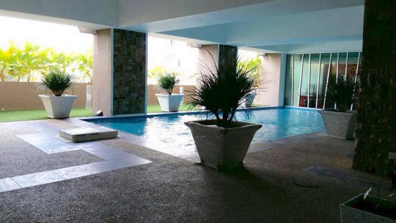 JV Homestay Dviana Wakaf Che Yeh Kota Bahru Luaran gambar